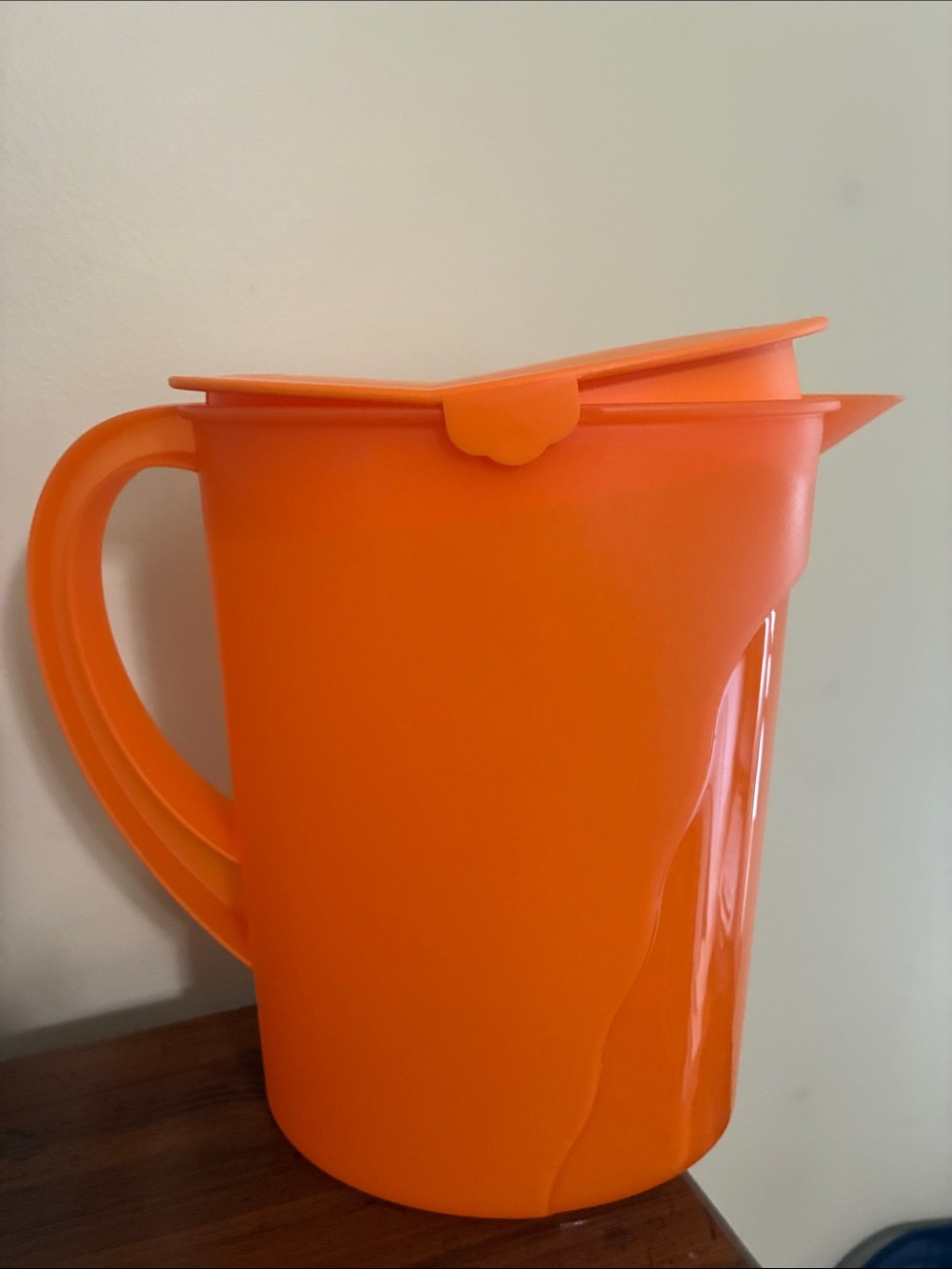 Tupperware Pitcher - 1 gallon